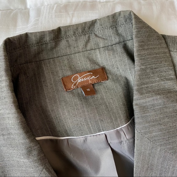 Vintage Oversized Blazer - Picture 9 of 13